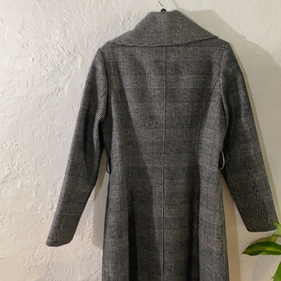 New - Picture 4 of 4